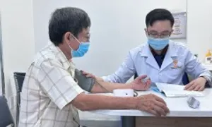 Huyết áp cao có được tiêm vaccine cúm, phế cầu? Huyết áp cao có được tiêm vaccine cúm, phế cầu?