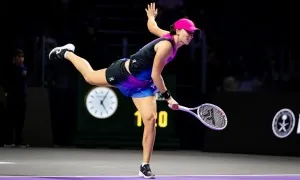 Trận WTA Finals chỉ có 400 khán giả Trận WTA Finals chỉ có 400 khán giả