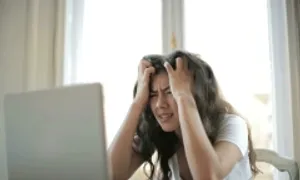 Trung niên ập đến ở độ tuổi đôi mươi Trung niên ập đến ở độ tuổi đôi mươi