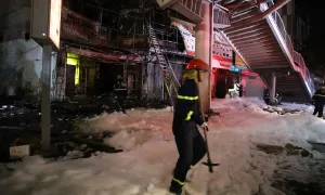 Khởi tố nghi phạm đốt quán làm 11 người chết Khởi tố nghi phạm đốt quán làm 11 người chết