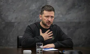 Ông Zelensky: Quân đội Ukraine không đủ sức giành lại Donbass và Crimea Ông Zelensky: Quân đội Ukraine không đủ sức giành lại Donbass và Crimea