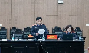 'Cuộc họp tư vấn' giấu tội khiến cựu công an vướng lao lý 'Cuộc họp tư vấn' giấu tội khiến cựu công an vướng lao lý