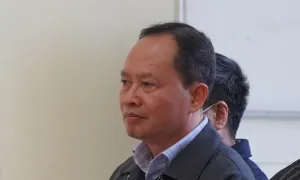 Hoãn phiên xét xử cựu chủ tịch, cựu bí thư tỉnh Thanh Hóa Hoãn phiên xét xử cựu chủ tịch, cựu bí thư tỉnh Thanh Hóa