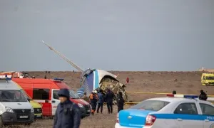 Ông Putin xin lỗi Tổng thống Azerbaijan về vụ máy bay rơi Ông Putin xin lỗi Tổng thống Azerbaijan về vụ máy bay rơi