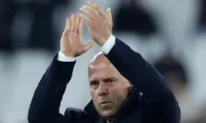 Slot: 'Vị trí 14 không phản ánh đúng thực lực Man Utd' Slot: 'Vị trí 14 không phản ánh đúng thực lực Man Utd'