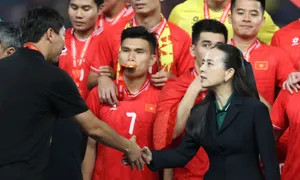 Madam Pang muốn thêm cầu thủ nhập tịch cho Thái Lan Madam Pang muốn thêm cầu thủ nhập tịch cho Thái Lan