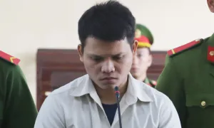 Chém người ngồi nhậu cùng vì nhớ thù xưa Chém người ngồi nhậu cùng vì nhớ thù xưa