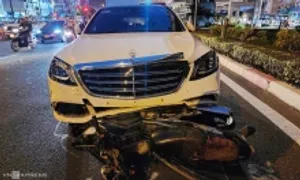 Nữ tài xế ôtô tông 10 xe máy ở Thủ Đức 'có nồng độ cồn' Nữ tài xế ôtô tông 10 xe máy ở Thủ Đức 'có nồng độ cồn'