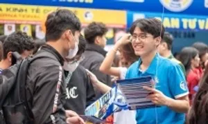 Đại học Quốc gia Hà Nội tuyển hơn 20.000 sinh viên Đại học Quốc gia Hà Nội tuyển hơn 20.000 sinh viên