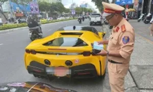 8 siêu xe nối đuôi nhau vượt đèn đỏ 8 siêu xe nối đuôi nhau vượt đèn đỏ