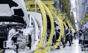 Mercedes trả nửa tỷ USD cho nhân viên tự nguyện nghỉ việc Mercedes trả nửa tỷ USD cho nhân viên tự nguyện nghỉ việc