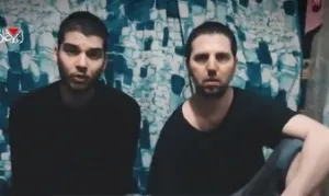 Hamas đăng video về hai con tin Israel Hamas đăng video về hai con tin Israel