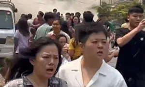 Cảnh hoảng loạn khi các tòa nhà sập trong động đất ở Myanmar Cảnh hoảng loạn khi các tòa nhà sập trong động đất ở Myanmar