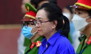 Bà Trương Mỹ Lan: 'Nhân viên xuất sắc của SCB ra chủ trương phát hành trái phiếu' Bà Trương Mỹ Lan: 'Nhân viên xuất sắc của SCB ra chủ trương phát hành trái phiếu'
