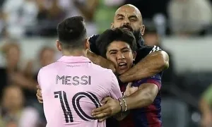 Messi mất vệ sĩ trên sân tại giải MLS Messi mất vệ sĩ trên sân tại giải MLS