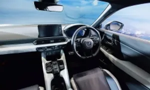 Xe thể thao hai cửa Honda Prelude Coupe lộ nội thất Xe thể thao hai cửa Honda Prelude Coupe lộ nội thất