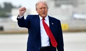 Ông Trump dọa áp thêm thuế 50% với Trung Quốc Ông Trump dọa áp thêm thuế 50% với Trung Quốc