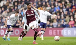 Rashford giúp Aston Villa thắng lớn ở Cup FA Rashford giúp Aston Villa thắng lớn ở Cup FA