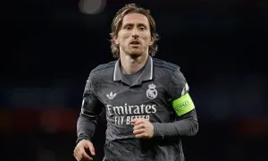Modric trở thành đồng chủ sở hữu đội bóng Anh Modric trở thành đồng chủ sở hữu đội bóng Anh