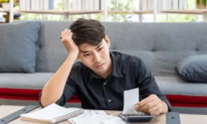 30 năm ám ảnh vì nhà khá giả nhưng bố mẹ 'giả nghèo nuôi con' 30 năm ám ảnh vì nhà khá giả nhưng bố mẹ 'giả nghèo nuôi con'
