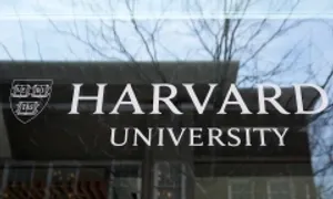 Đại học Harvard kiện chính quyền ông Trump Đại học Harvard kiện chính quyền ông Trump
