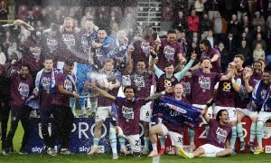Leeds, Burnley trở lại Ngoại hạng Anh mùa 2025-2026 Leeds, Burnley trở lại Ngoại hạng Anh mùa 2025-2026
