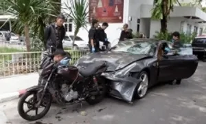 Thái Lan phạt tù cựu công tố viên giúp 'thái tử Red Bull' trốn tội Thái Lan phạt tù cựu công tố viên giúp 'thái tử Red Bull' trốn tội