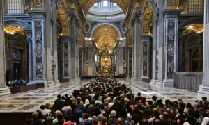 25.000 người xếp hàng chờ viếng Giáo hoàng Francis