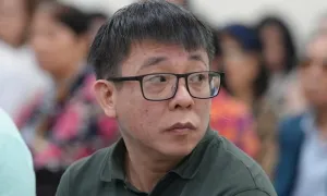 Ông chủ vàng Phú Cường bị tuyên hơn 14 năm tù do chuyển lậu 9.500 tỷ đồng Ông chủ vàng Phú Cường bị tuyên hơn 14 năm tù do chuyển lậu 9.500 tỷ đồng