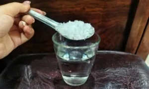 Uống nước muối mỗi ngày có tốt cho người bệnh thận, huyết áp cao?
