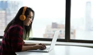Lý do những người chỉ thích nhắn tin thay vì gọi điện Lý do những người chỉ thích nhắn tin thay vì gọi điện