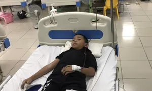 Bé trai khỏi bệnh tan máu nhờ ghép tủy của chị gái