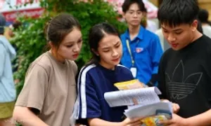 Thí sinh sốc vì đề Toán thi tốt nghiệp khó Thí sinh sốc vì đề Toán thi tốt nghiệp khó