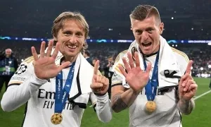 Kroos giải nghệ vì sợ làm cầu thủ dự bị Kroos giải nghệ vì sợ làm cầu thủ dự bị