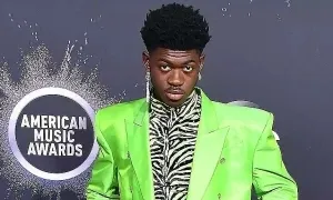Rapper Lil Nas X không nhận tội đánh người Rapper Lil Nas X không nhận tội đánh người