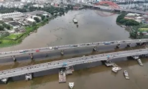 Ba tháng 'thần đèn' nâng cầu Bình Triệu nặng 11.000 tấn Ba tháng 'thần đèn' nâng cầu Bình Triệu nặng 11.000 tấn