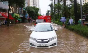 Bảo hiểm lên tới 2 tỷ đồng cho ôtô ngập nước do bão Bualoi Bảo hiểm lên tới 2 tỷ đồng cho ôtô ngập nước do bão Bualoi