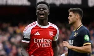 Arsenal chiếm đỉnh bảng Ngoại hạng Anh Arsenal chiếm đỉnh bảng Ngoại hạng Anh