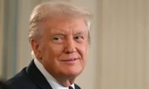 Hoài nghi quanh tuyên bố hút 17.000 tỷ USD đầu tư của ông Trump Hoài nghi quanh tuyên bố hút 17.000 tỷ USD đầu tư của ông Trump