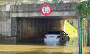 'Chủ quan khiến tôi mất trăm triệu sửa xe thủy kích' 'Chủ quan khiến tôi mất trăm triệu sửa xe thủy kích'