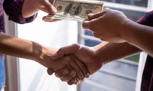 5 quy tắc tiền bạc để giữ tình bạn 5 quy tắc tiền bạc để giữ tình bạn