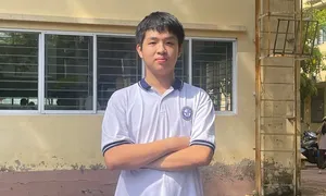 Nam sinh duy nhất đạt điểm tuyệt đối thi học sinh giỏi của Hà Nội Nam sinh duy nhất đạt điểm tuyệt đối thi học sinh giỏi của Hà Nội