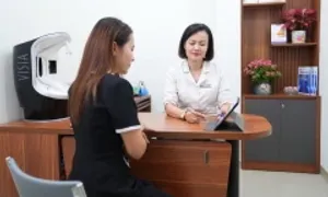 Vì sao thức khuya khiến da xấu?